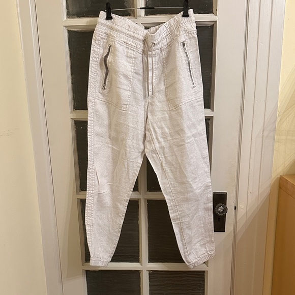 Athleta Pants - Athleta Cream Textured Joggers